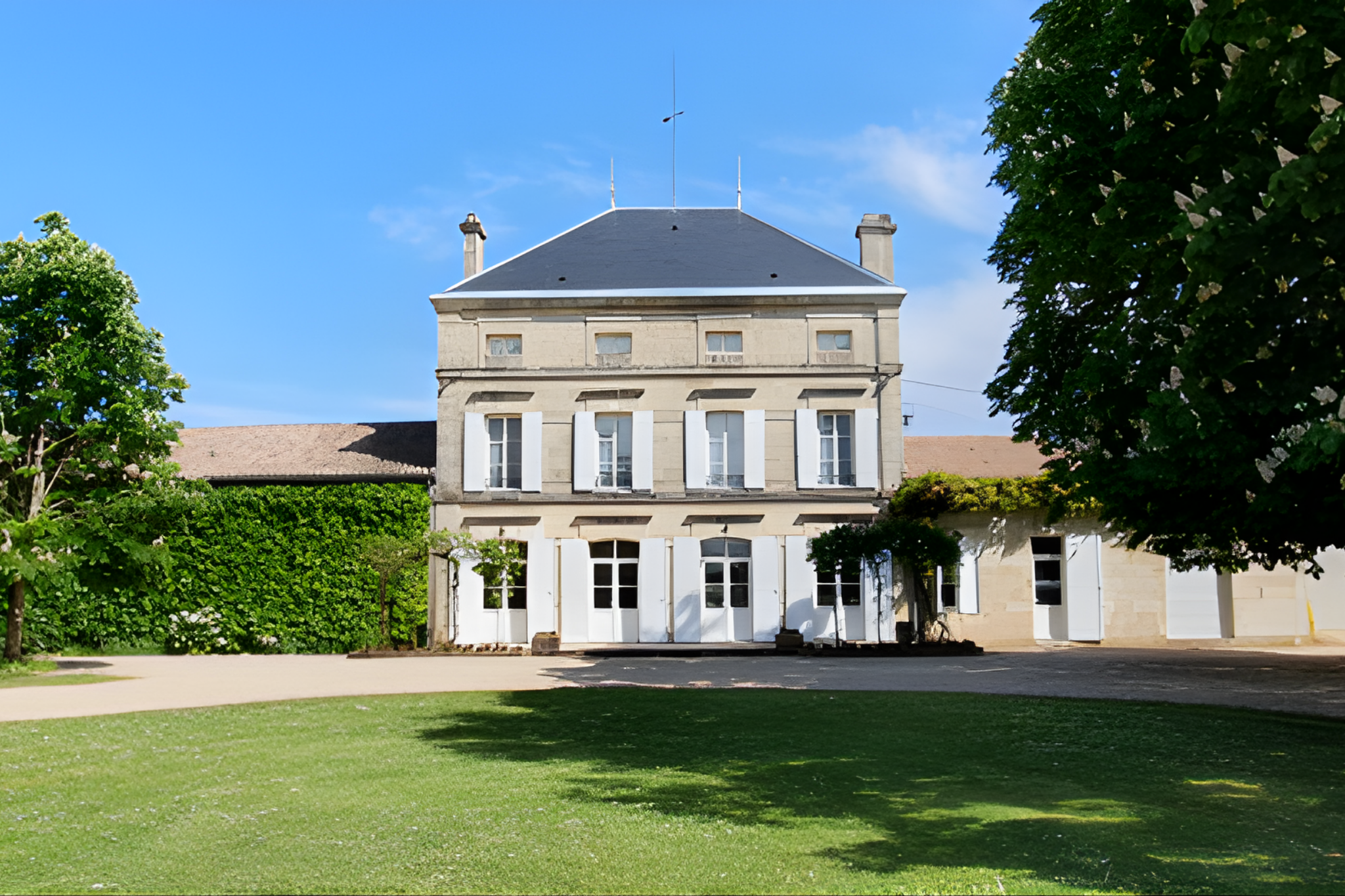 ⁠Château Plince